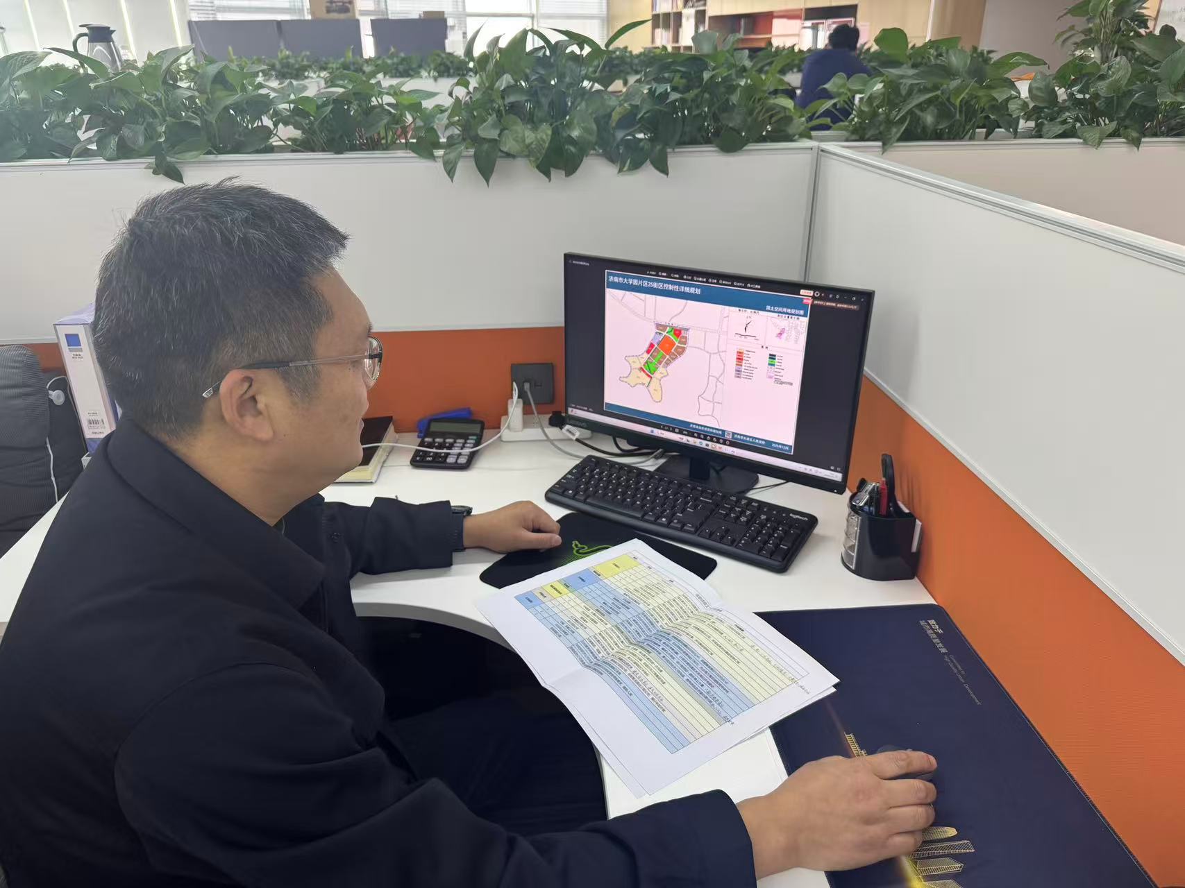 资源榜样 争当先锋 | 单富军：报建一线的“通关达人”，把“繁琐事”办成“顺心事”